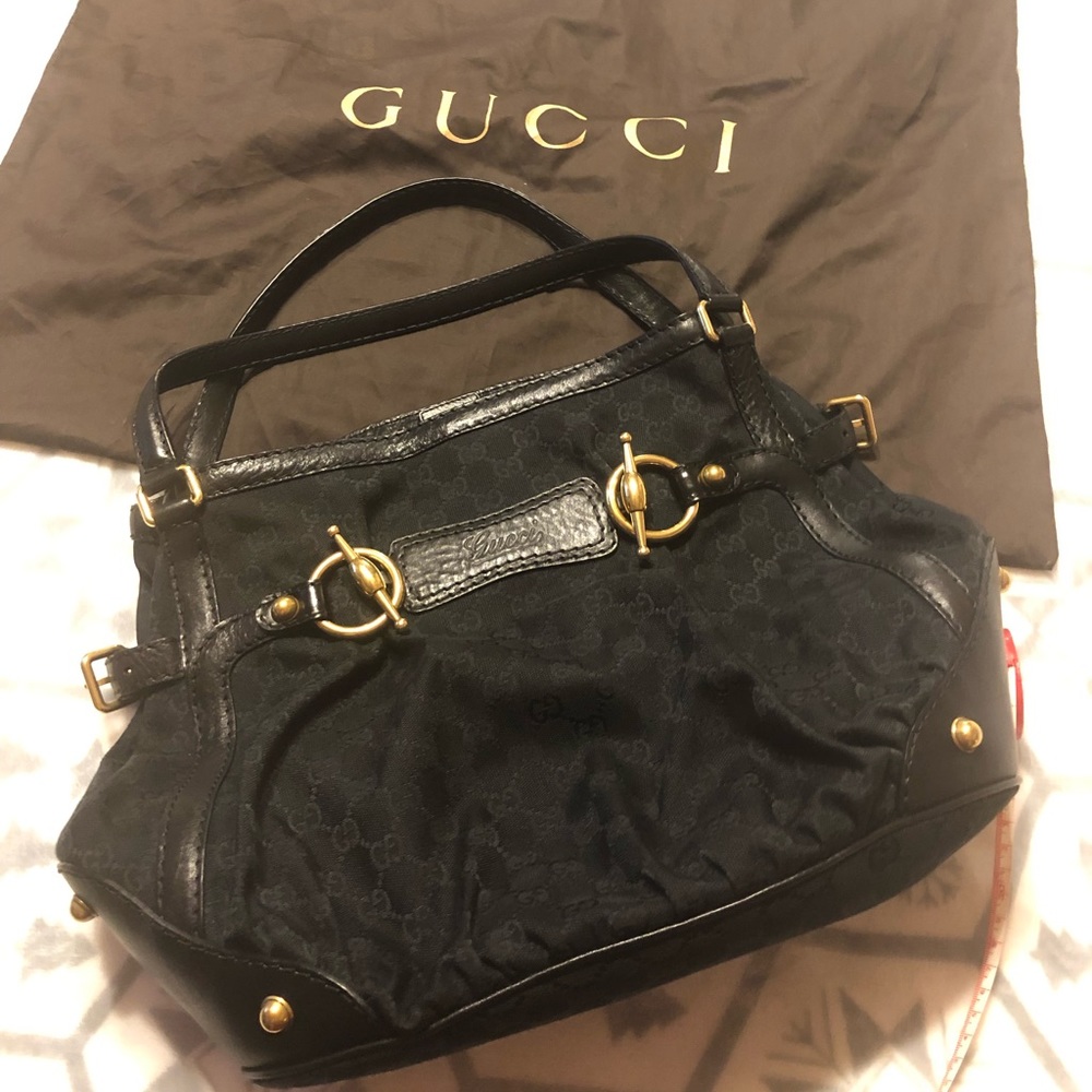 Authentic Gucci purse